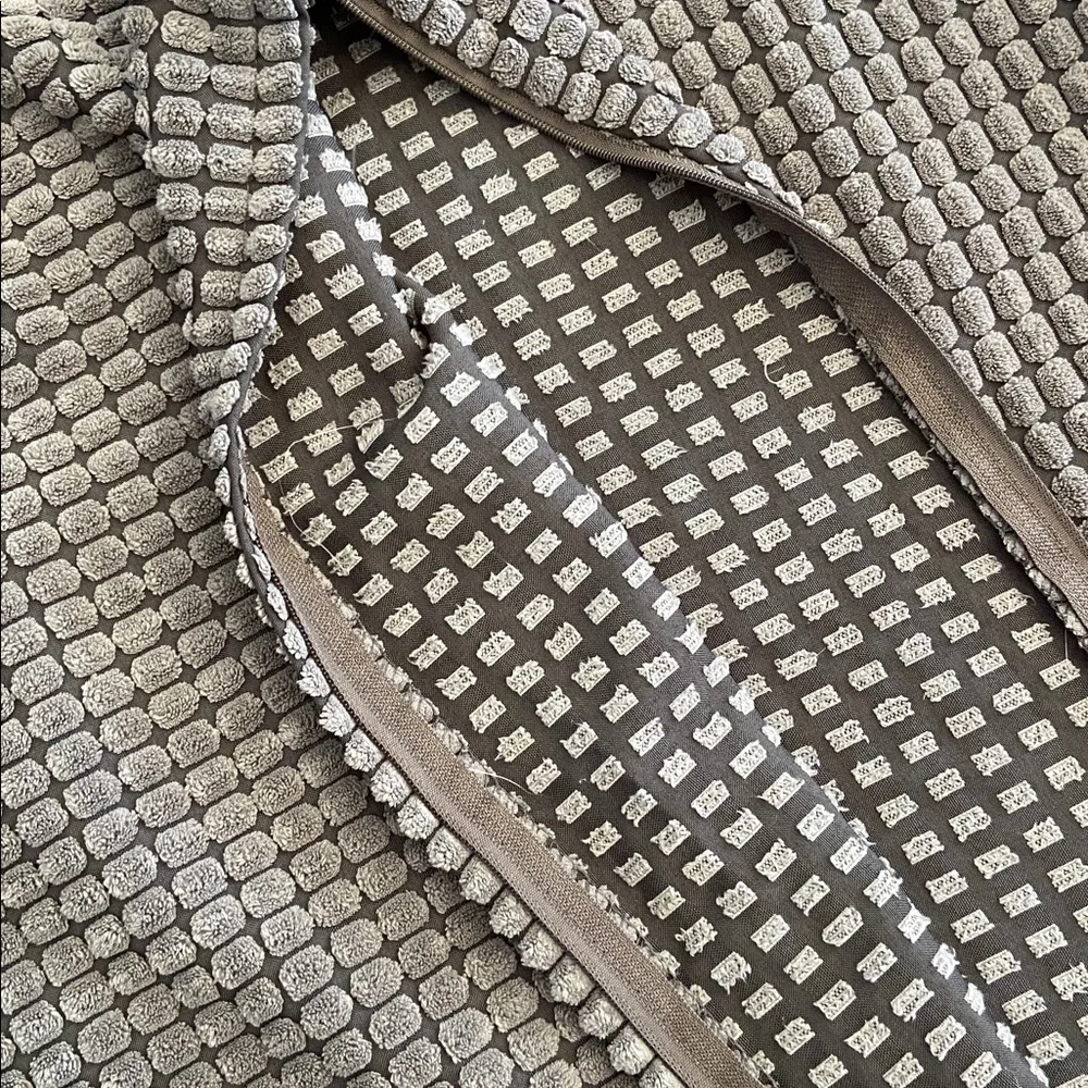 IKEA svartpoppel cushion